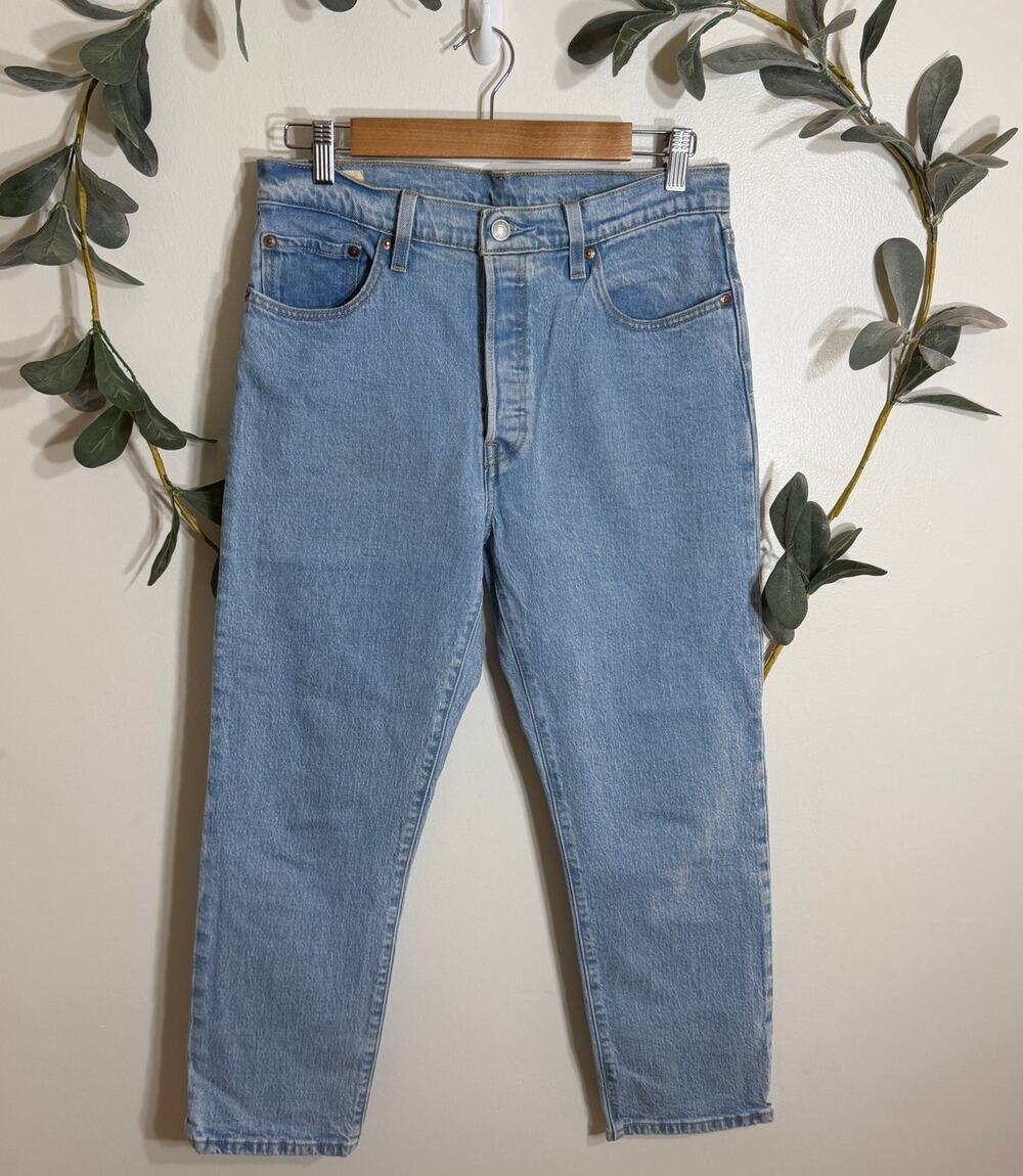Levi's 501 Straight Leg Jeans